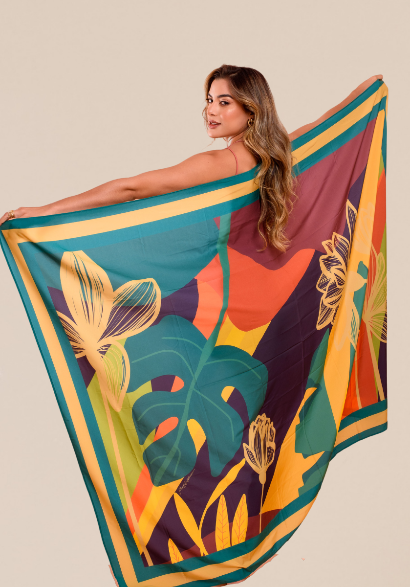 Pareô Cápsula Artística Estampa Lilian Color - Imagem 2