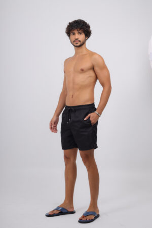 Short Adulto Liso Preto